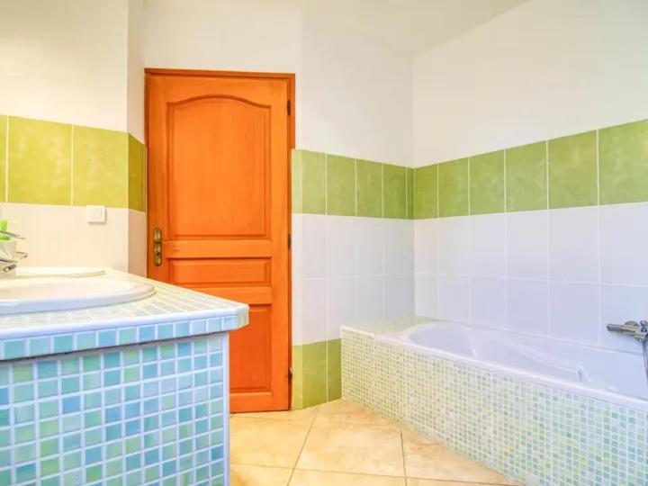 Villa Faro Provence Var Montfort-sur-Argens Экстерьер фото